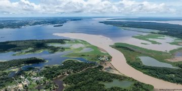Detectan indicios de petróleo en la desembocadura del Amazonas