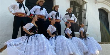 Folklore, guarania y arte copan la agenda cultural este fin de semana
