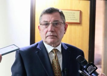 Senador Luis Pettengill detalla las decisiones de la Comisión de Legislación sobre cinco proyectos clave