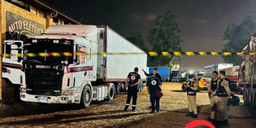 Chofer paraguayo es hallado muerto dentro de su camión en Brasil