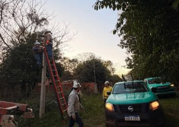 ANDE sacó 52 conexiones clandestinas durante operativo en Coronel Oviedo