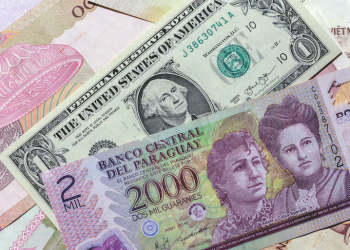 El guaraní se apreció 25% frente al dólar en diez meses
