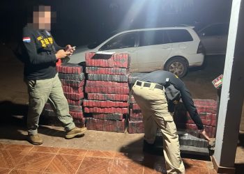 Traficantes escaparon y dejaron vehículo cargado con droga