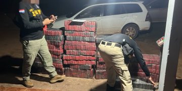 Traficantes escaparon y dejaron vehículo cargado con droga