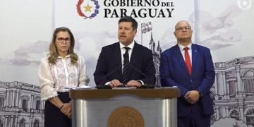 Gobierno responde a reclamo médico: priorizan insumos, carrera sanitaria y pago por feriados
