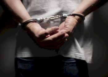 Condenan a un hombre que abusaba de su hija e hijastra tras la muerte de la madre
