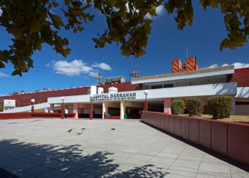 Argentina reglamenta el cobro de atención médica a extranjeros no residentes