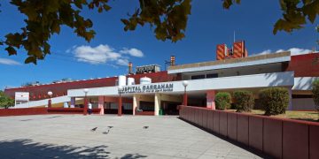Argentina reglamenta el cobro de atención médica a extranjeros no residentes