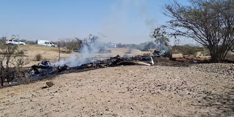 Mueren 13 personas al estrellarse una avioneta turística en las Líneas de Nasca en Perú