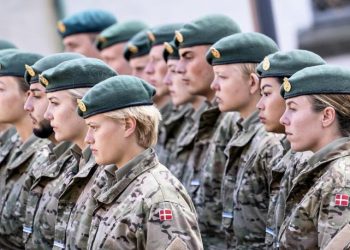 Dinamarca pone en marcha el servicio militar obligatorio de 11 meses e impulsa la paridad de género ante tensiones internacionales