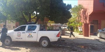 Investigan el hallazgo de cadáver de una mujer en un inquilinato de Fernando de la Mora