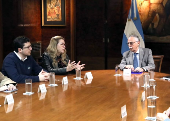 Paraguay y Argentina fortalecen cooperación bilateral en salud