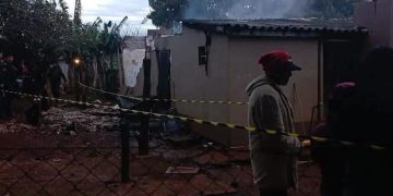 Posible incendio provocado se cobra la vida de una mujer y un niño de 12 años