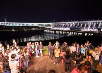 Un último resplandor: ITAIPU despide su histórico espectáculo de luces para dar paso a la modernidad