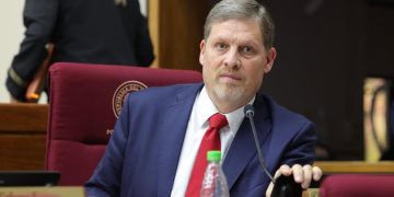 Modifican proyecto de emergencia del IPS para agilizar contratación de médicos y compra de insumos