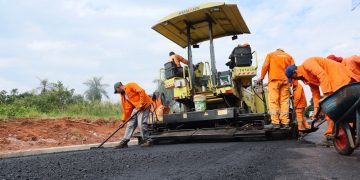 MOPC verificó avance de obras viales en Areguá y Luque