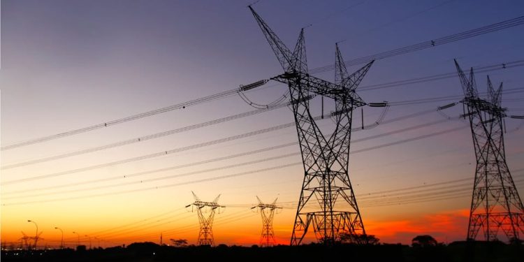 Itaipú aportó más de 16.800 GWh al sistema eléctrico paraguayo hasta julio