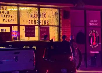 Tiroteo dejó dos muertos y un herido en centro comercial de Indiana