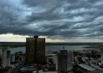 Meteorología emite aviso por tormentas severas y granizo para 12 departamentos