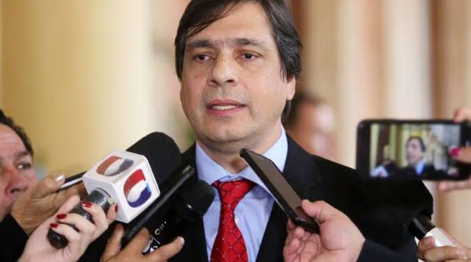 Dictan inhibición de bienes para Vicente Bataglia y otros ocho procesados en la causa IPS