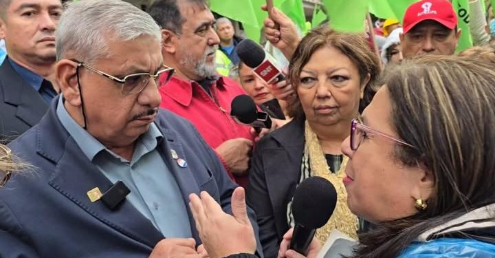 «Añepyru jeyta ajapo la visita taguató, añandú va’erã pe pueblo py’apy»,  afirmó ministro de Salud