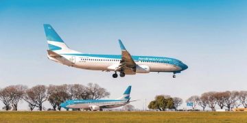 Avión de Aerolíneas Argentinas tuvo una falla en el motor y debió regresar a Ezeiza