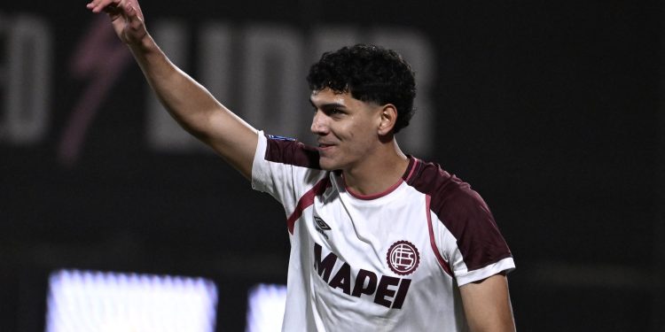 Doblete de Allan Wlk en goleada de Lanús