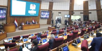 Diputados proponen elevar al 32% el impuesto al tabaco
