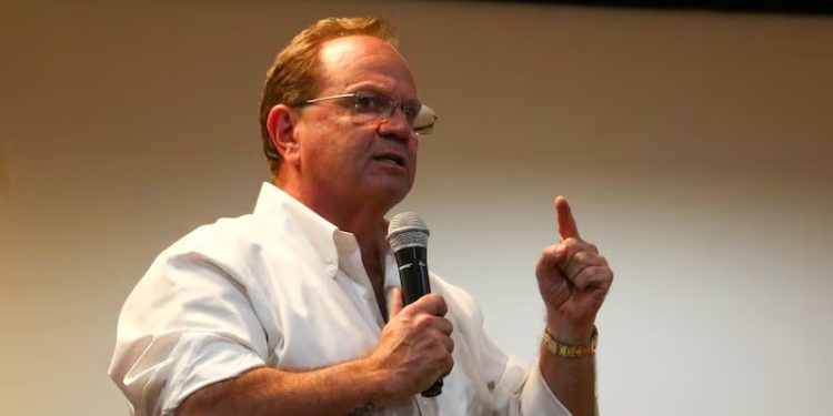 Camilo Pérez promete limpieza, reparación de calles y digitalización para los primeros 100 días