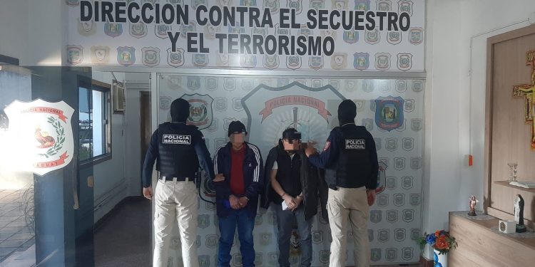 Detienen a padre e hijo con múltiples órdenes de captura en San Lorenzo