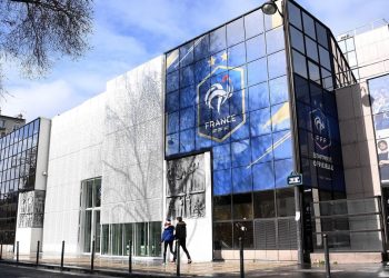 Federación francesa retira apoyo a candidatura de Infantino para reelección en FIFA