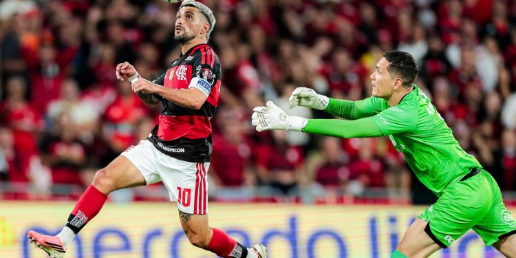 De Arrascaeta evitó un Maracanazo y Flamengo avanzó a semifinales de la Libertadores 2026