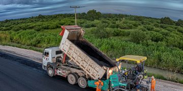 Piden acelerar obras y preparar a empresas paraguayas para el crecimiento