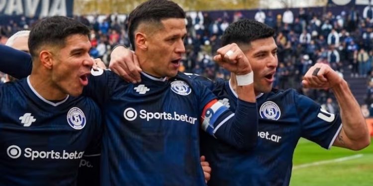 Arce y Florentín lideran triunfo de Independiente Rivadavia ante Aldosivi