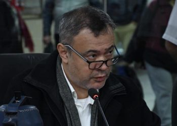 Blasco cuestiona contrato colectivo y denuncia intento de blindar a funcionarios municipales