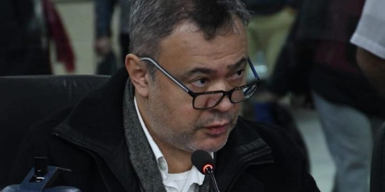 Blasco cuestiona contrato colectivo y denuncia intento de blindar a funcionarios municipales