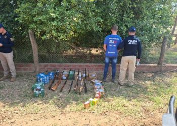 Incautan siete armas y más de 5.000 municiones durante allanamiento en Loma Plata
