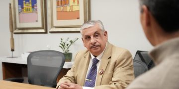 Dr. Fretes propone premiar especialización y antigüedad de los médicos