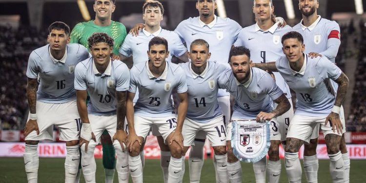 Uruguay cayó frente a Japón en el debut de Forlán como seleccionador