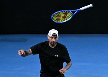 Kyrgios acepta una suspensión de un mes por consumir cocaína y ya puede jugar de nuevo