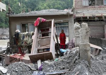 Ya son más de 1.400 los muertos y casi 5.800 desaparecidos por catástrofe de Nepal