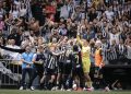 Atlético Mineiro remontó, eliminó a Santos en penales y espera en semis a Montevideo City o Cienciano