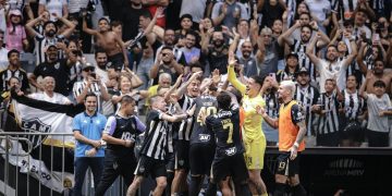 Atlético Mineiro remontó, eliminó a Santos en penales y espera en semis a Montevideo City o Cienciano