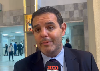 Riera calificó de «paradigmática» la condena a Rivas y pidió desmantelar red de títulos falsos