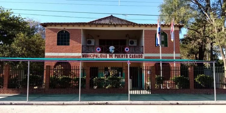 Elevan a juicio oral causa por presunto desvío de fondos del FONACIDE en Puerto Casado