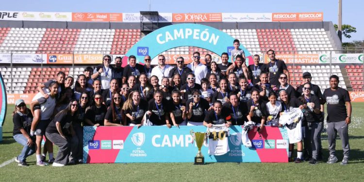 Olimpia ganó y anticipadamente es campeón del Campeonato Anual FEM 2026