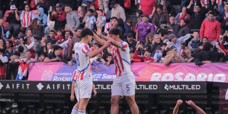 Paraguay vence sobre el final a Chile e irá por la medalla de oro en Santa Fe 2026