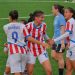 Paraguay logró su primer triunfo al vencer sobre el final a Uruguay