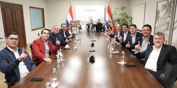 Peña y Alliana se reunieron con gobernadores colorados