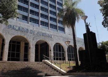 Desestiman denuncia contra la Corte por supuestos sobrecostos en compra de vehículos